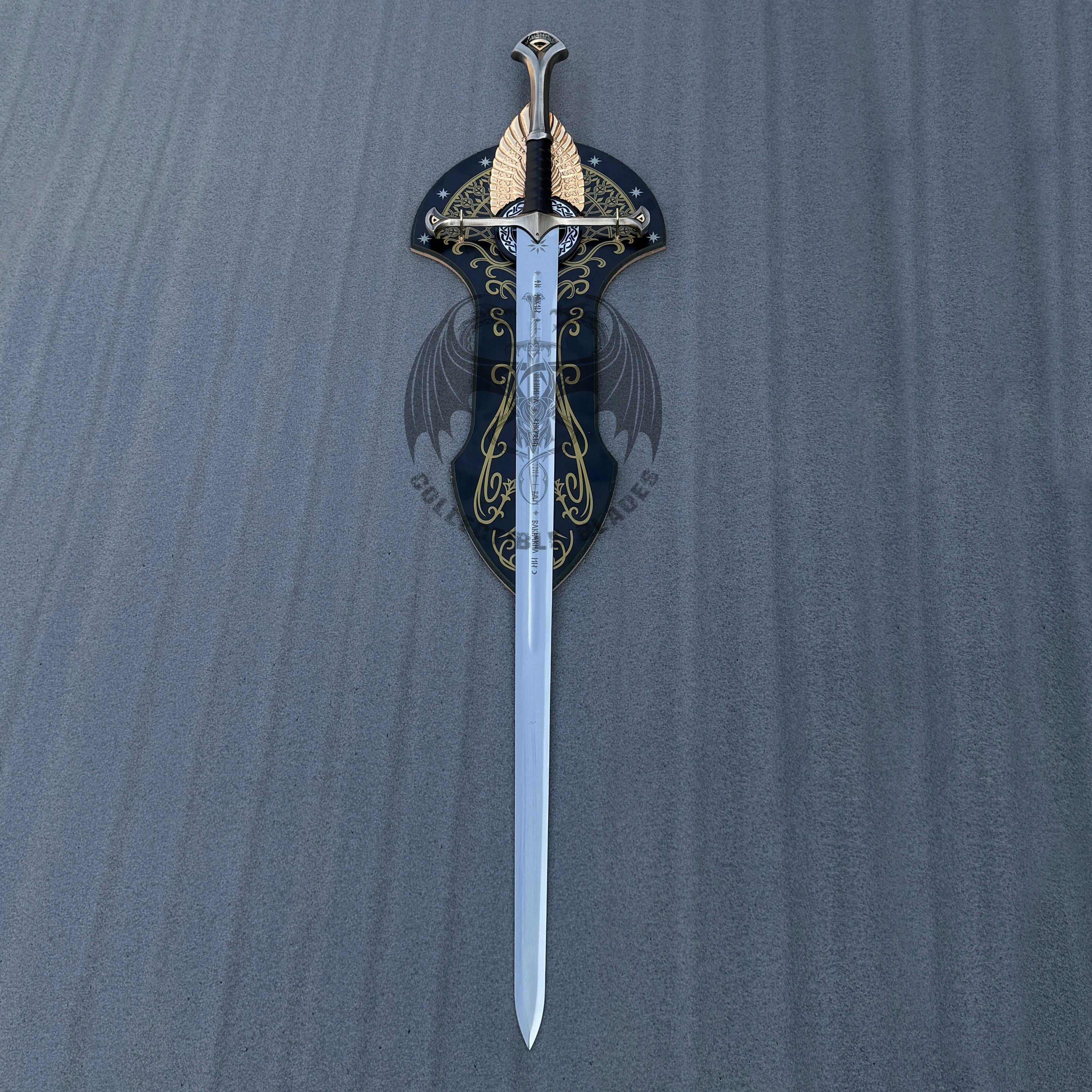 anduril-sword-of-king-elessar-museum-collection