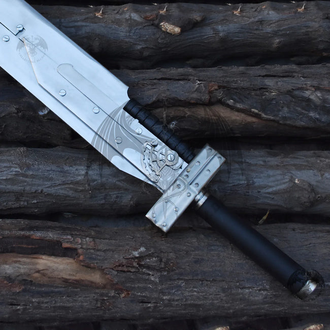 Cloud Strife Fusion Buster Sword Main Image