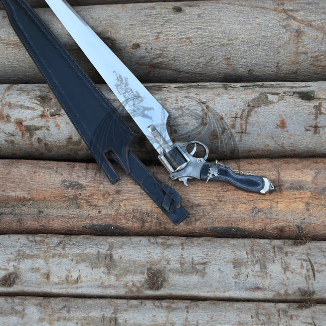 Squall Leonhart Functional Gunblade Main Image