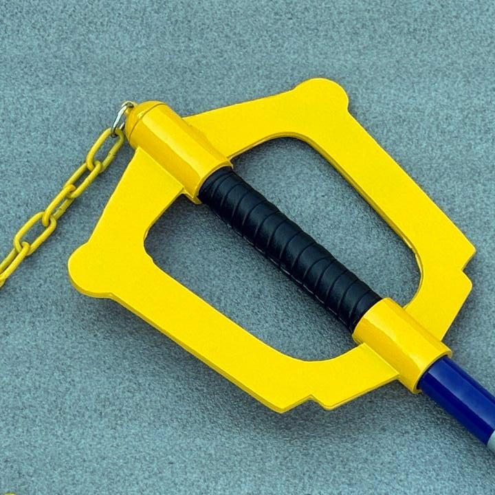 Sora Keyblade Replica From Kingdom Hearts with Display Stand