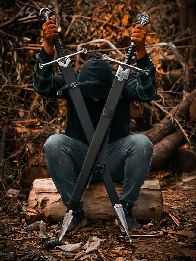 Pair of Anduril Sword and New Flame of The West With Free Scabbards Main Image