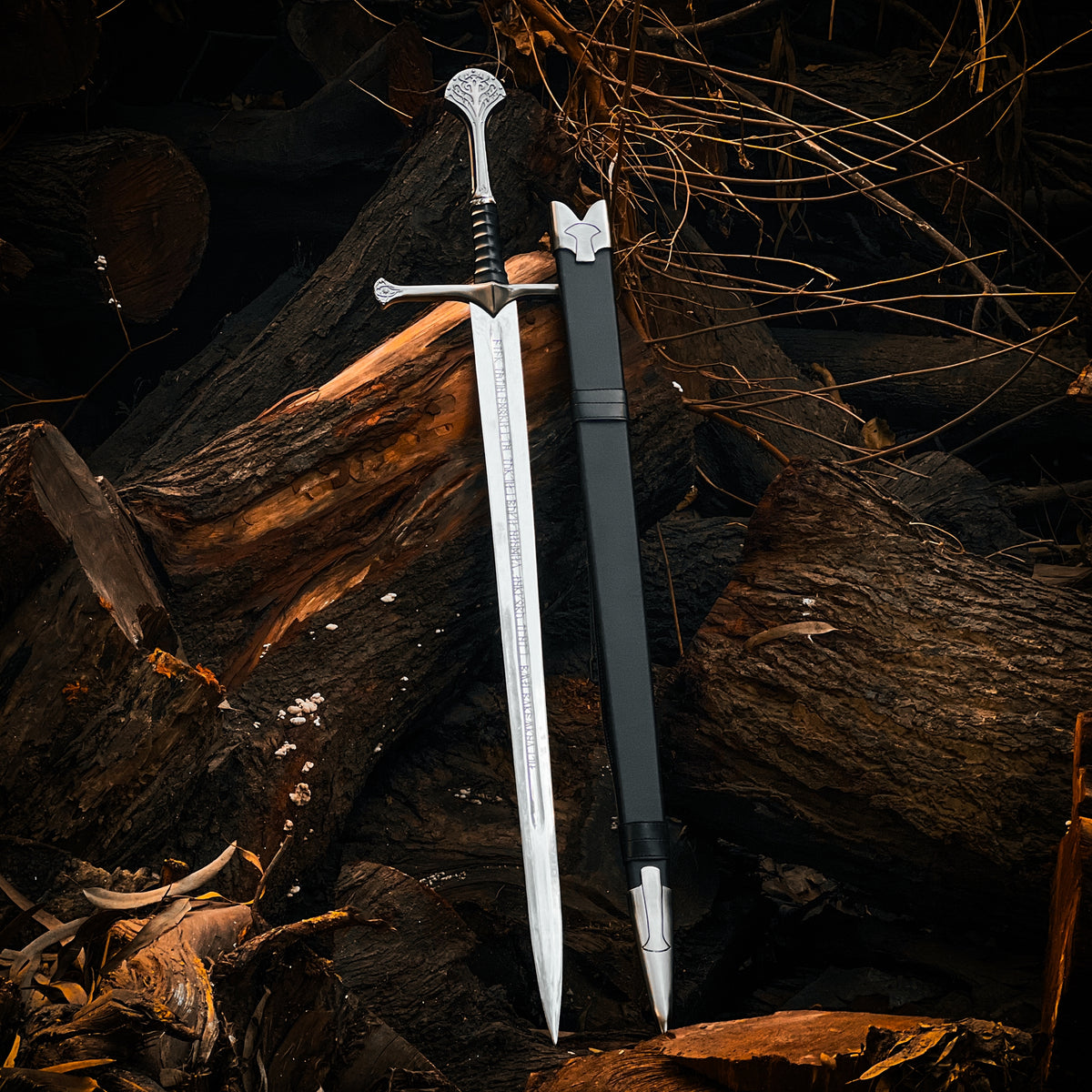 Pair of Anduril Sword and Flame of The West