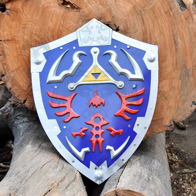 Link Hylian Shield From Zelda Hover Image